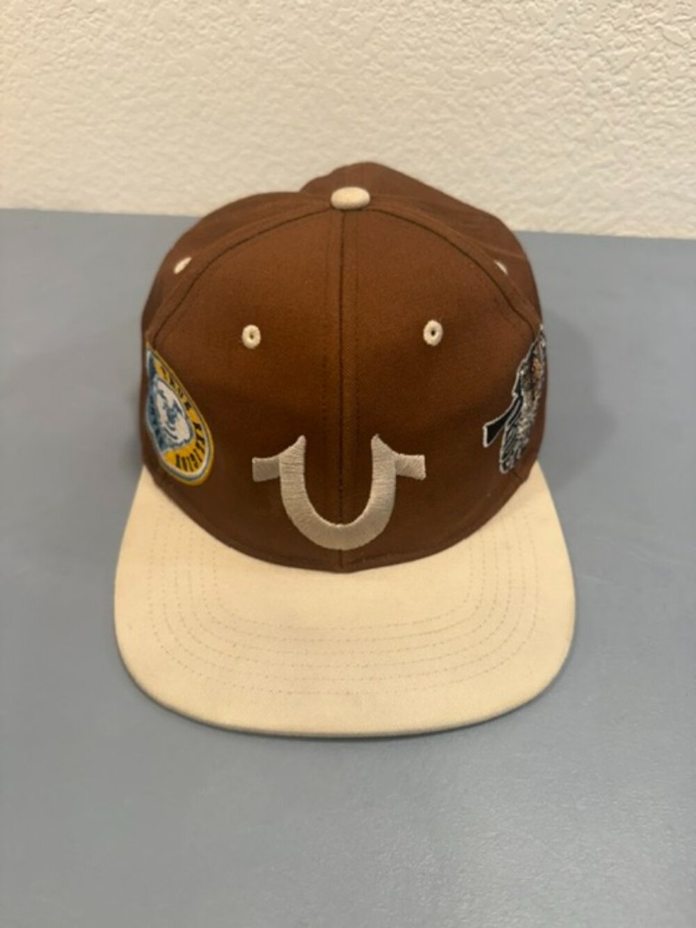 Rare Vintage Y2K True Religion Multi Patch Buddha Horseshoe Hat Brown Cream Lg
